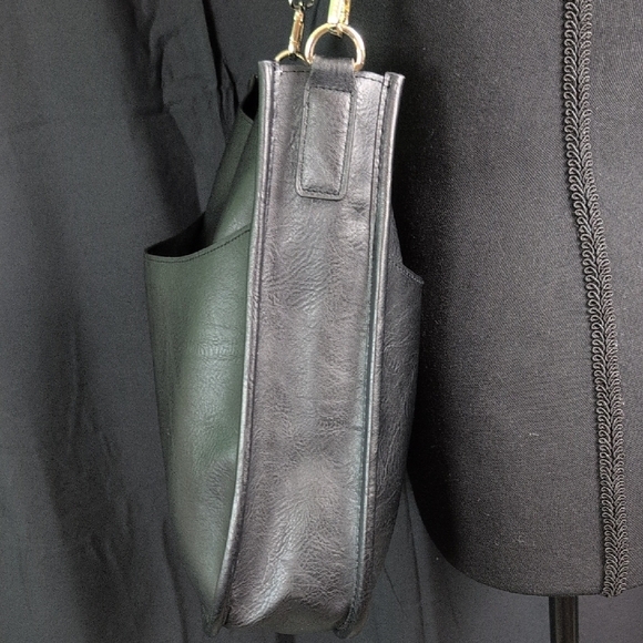 Steve Madden Chic Black Shoulder Bag. Excellent Condition. - Picture 8 of 16